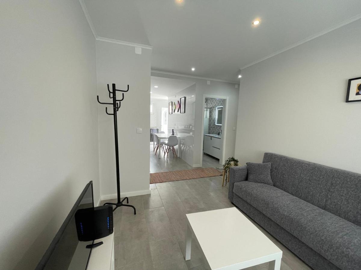 Happy House Barreiro Appartement Barreiro  Buitenkant foto