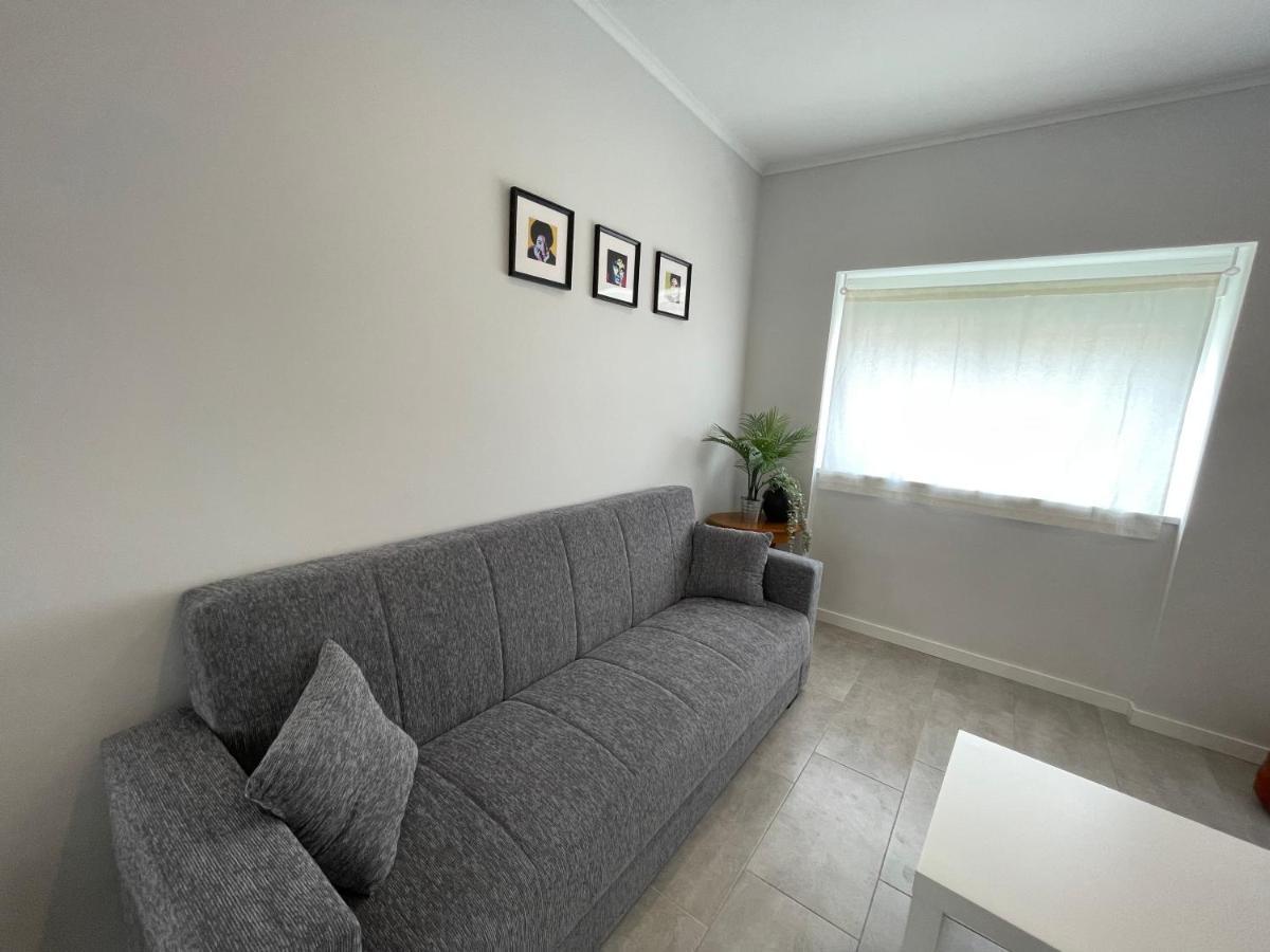 Happy House Barreiro Appartement Barreiro  Buitenkant foto